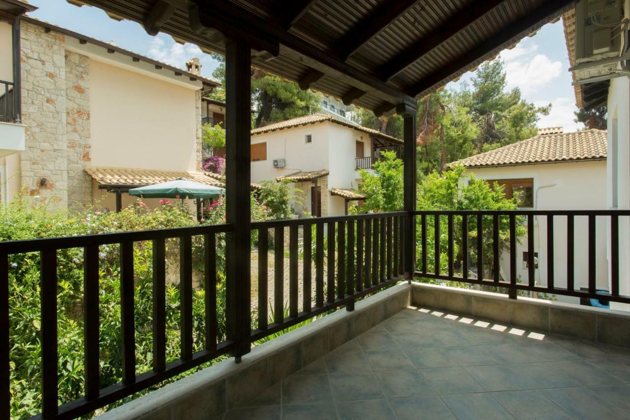 Izabella Sea Side Villa ซีวิรี ภายนอก รูปภาพ